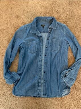 Talbots Denim Button-Down Shirt Jacket in Medium Blue